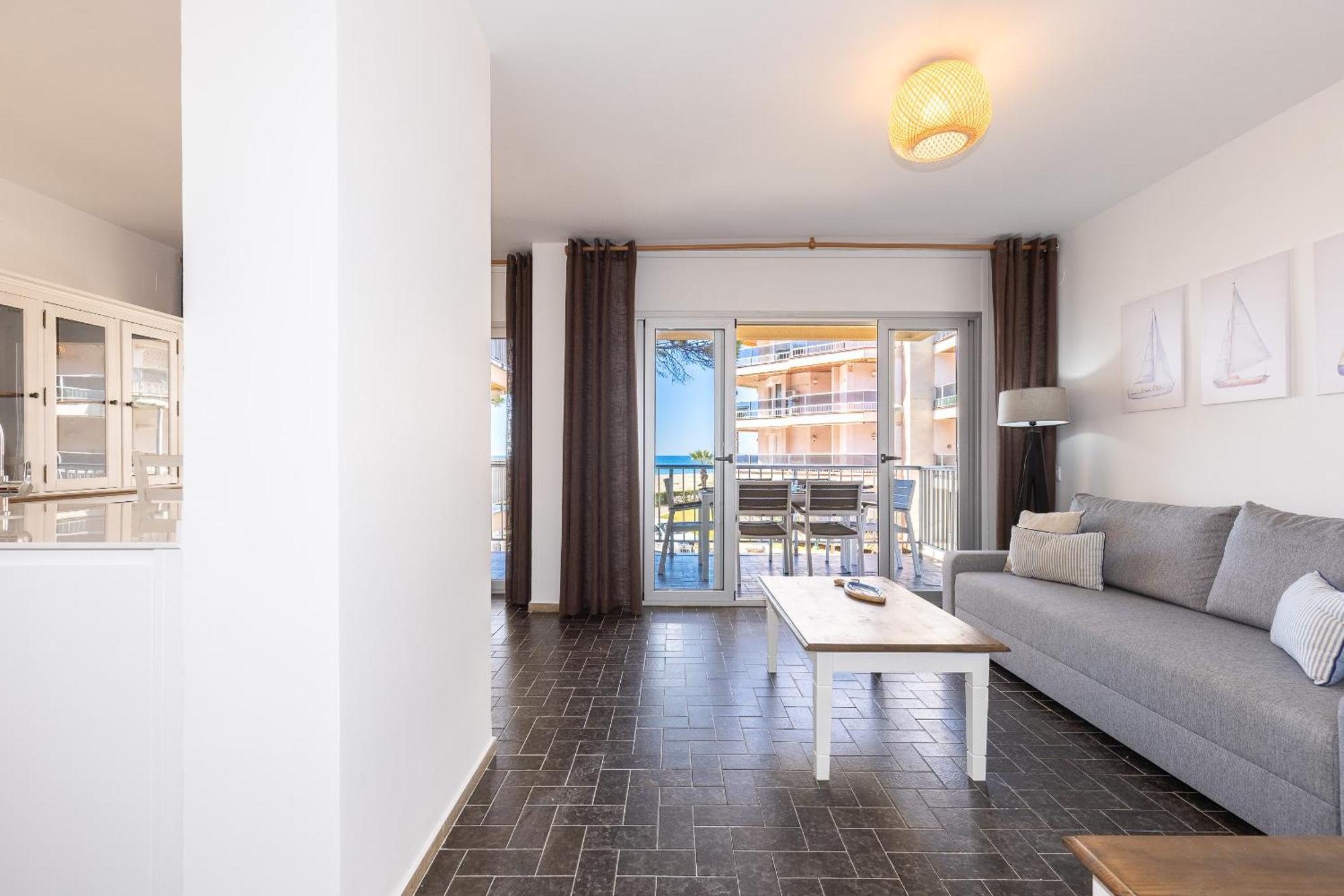 Uhc Dms Family Apartments Cambrils Εξωτερικό φωτογραφία