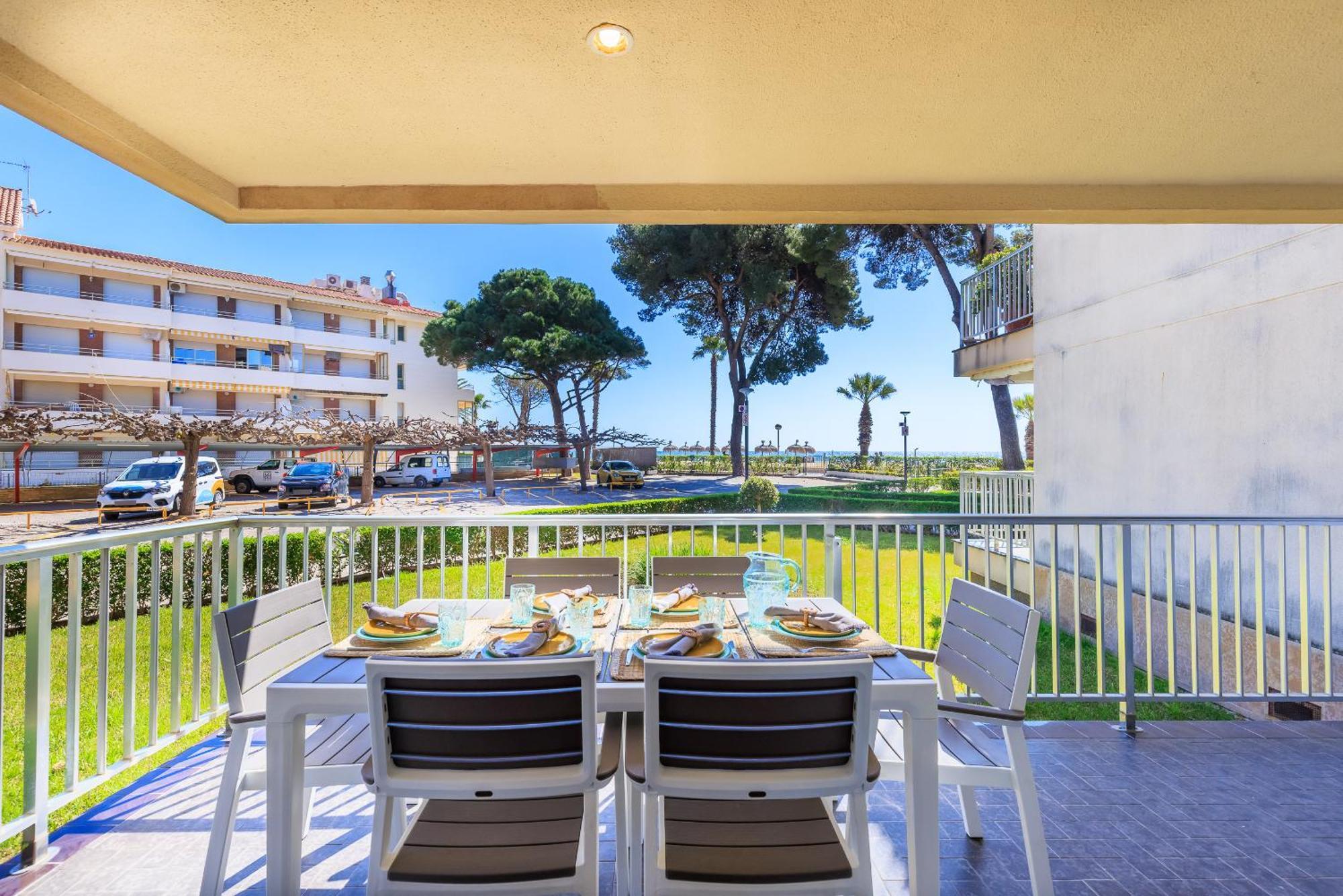 Uhc Dms Family Apartments Cambrils Εξωτερικό φωτογραφία