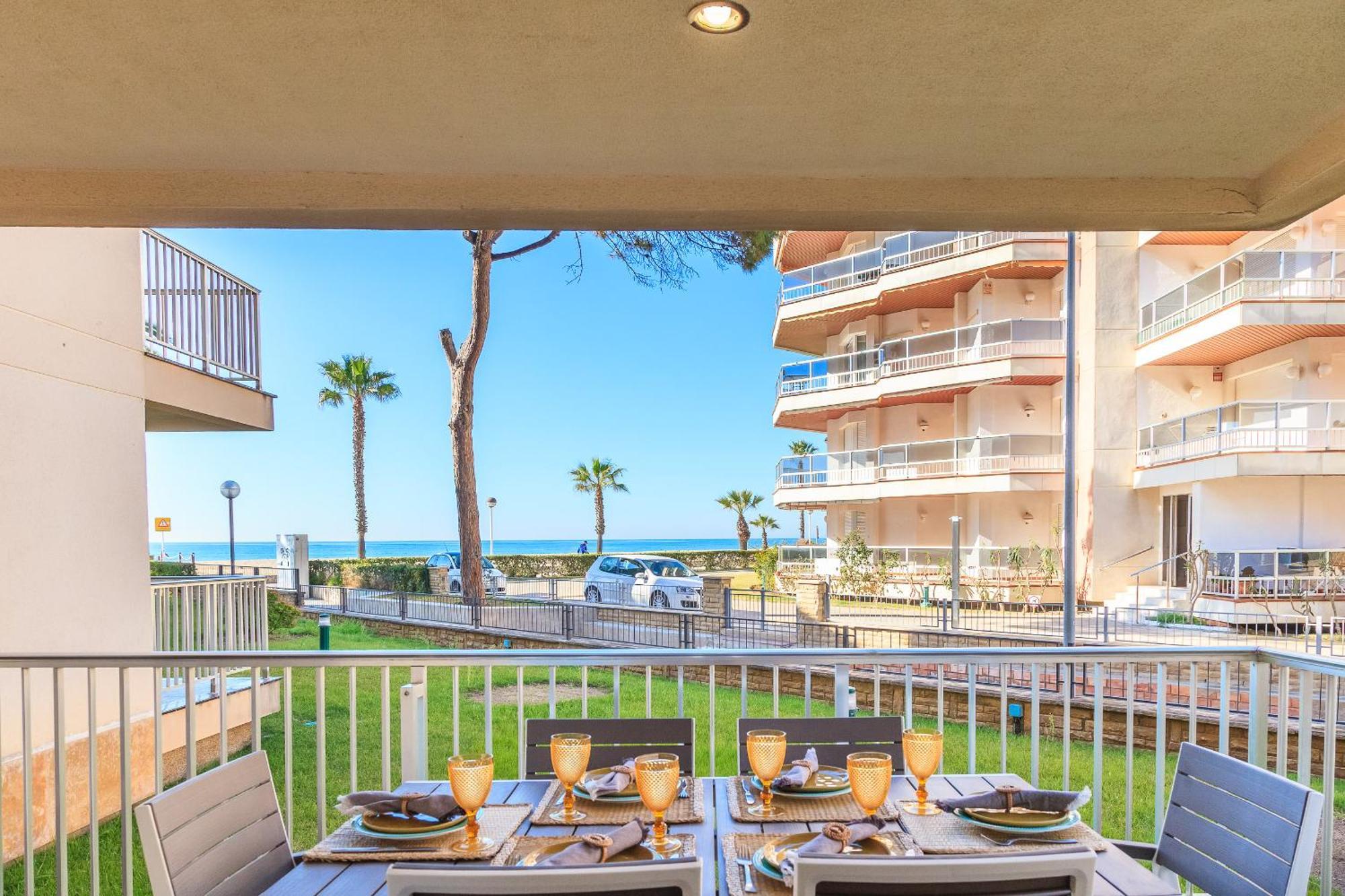 Uhc Dms Family Apartments Cambrils Δωμάτιο φωτογραφία